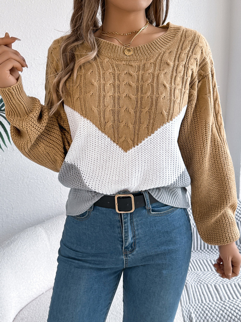 Womens Cable-Knit Color Block Round Neck Sweater (S-XL)