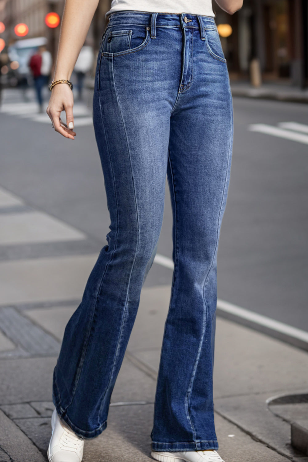 Womens Plus Size High Waist Flare Jeans (1XL-3XL)